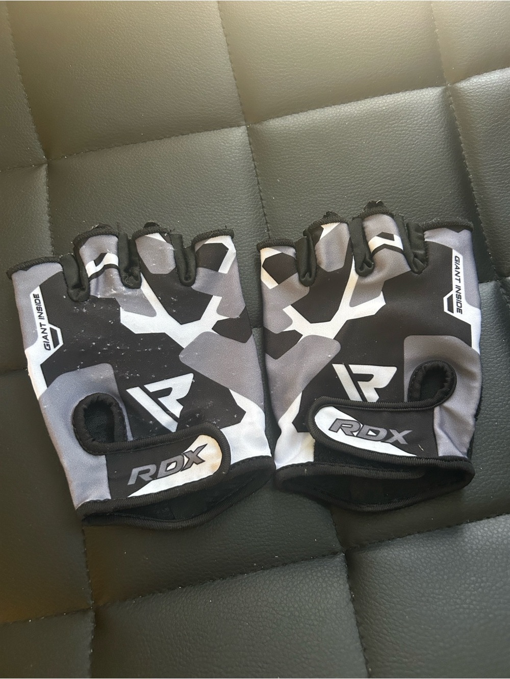RDX F6 Camouflage Black & Gray Fingerless Workout Gym Gloves W/Velcro Closure